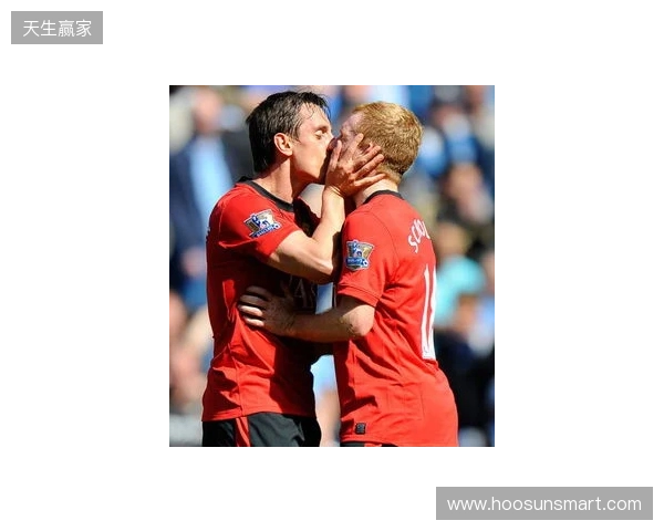 内维尔：切尔西实力能进欧冠区，但与争冠球队差距明显