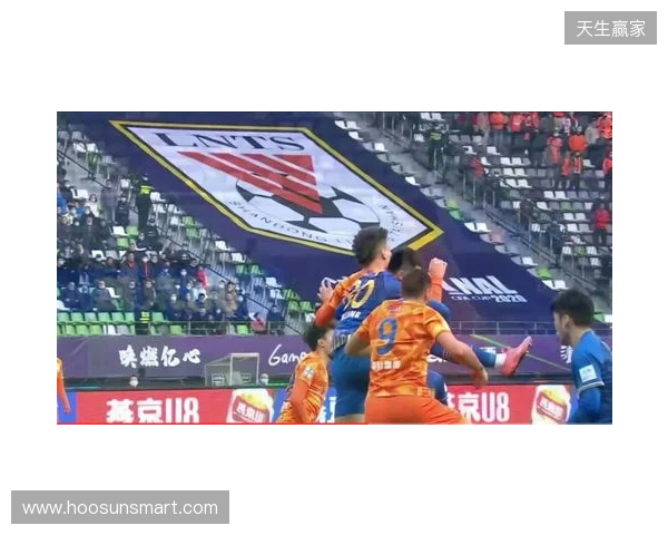 博主：国安下午集结韩佳奇现身，个别球员已从基地搬走私人物品